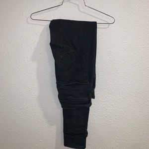 LEVI’S HIGH WAISTED BLACK SKINNY JEANS